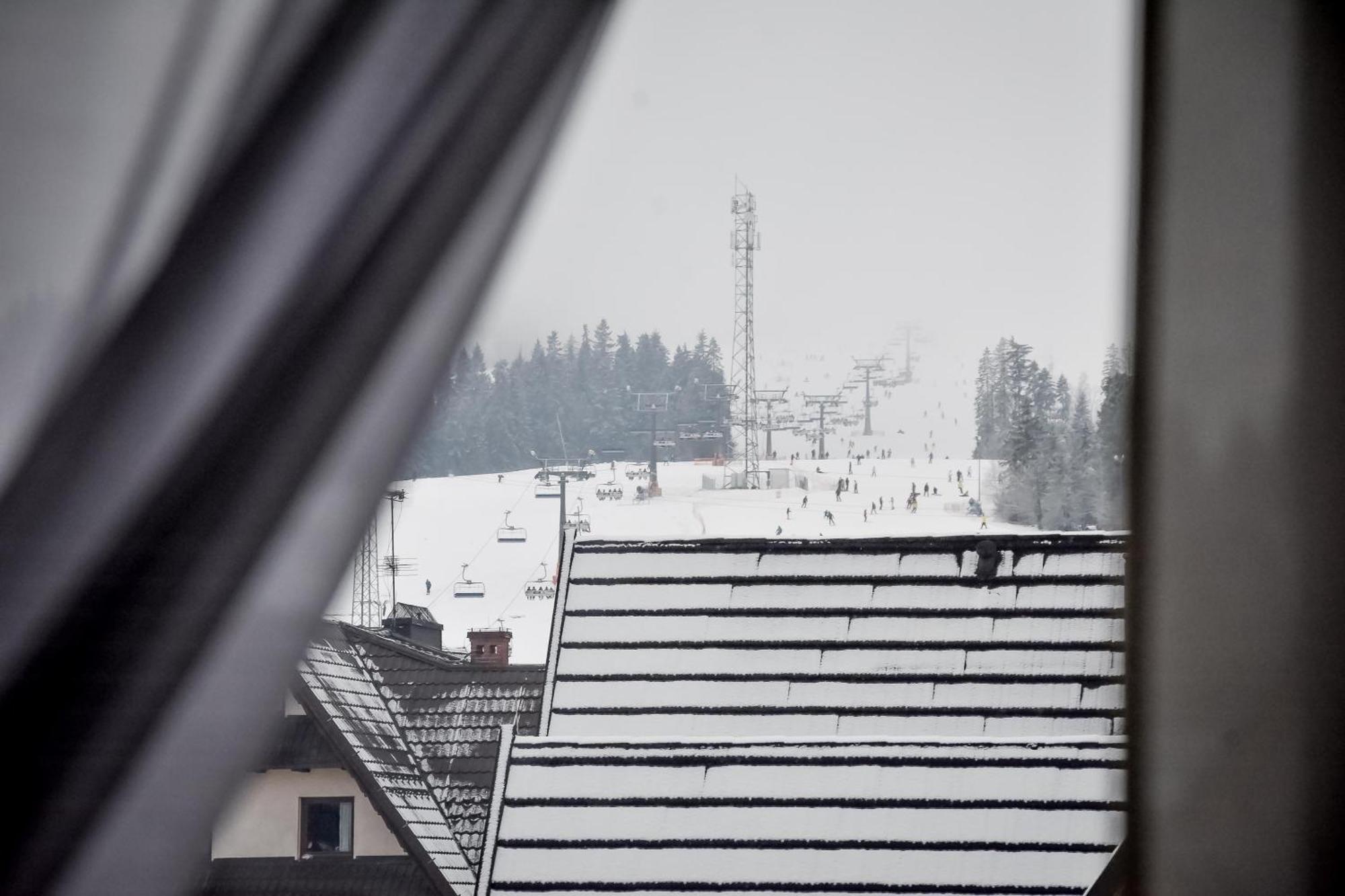 Sloneczny Dworek Bialka Tatrzanska Exteriör bild
